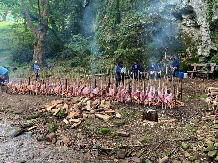Zugarramurdiko zikiroko txartelak larunbat arratsaldean salduko dituzte