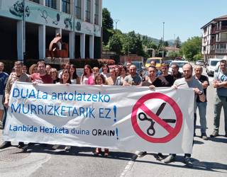 Lanbide Heziketa Dualeko murrizketak salatu dituzte Elizondon eta Beran