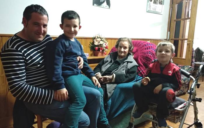 Garai bateko eskasia, gaur egungo gehiegikeria