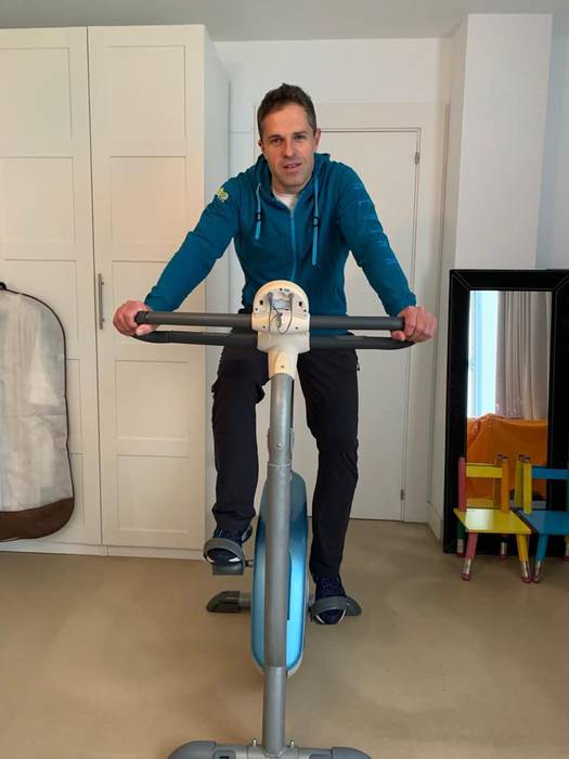 «Pena izango litzateke binakako txapelketa ez bukatzea, hiru partida bakarrik falta direnean»