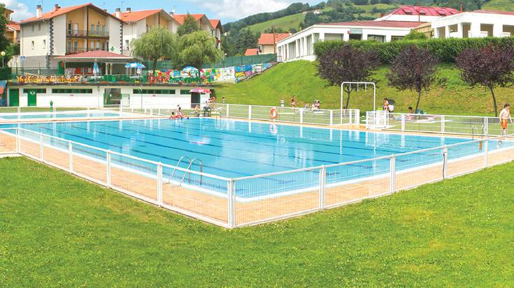 Leitzako igerilekua uda honetan ez irekitzea erabaki dute