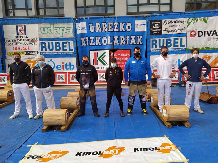 Julen Olano leitzarra nagusitu da Urrezko Aizkolari Kopako bigarren kanporaketan