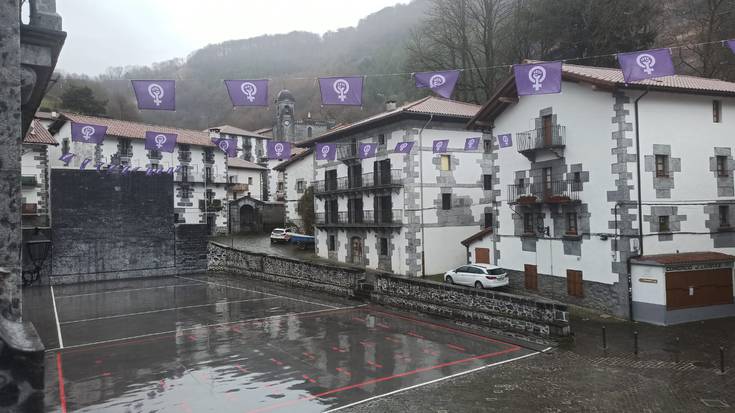 Martxoaren 8ko partida kolektiboa sortu du Leitzaketak