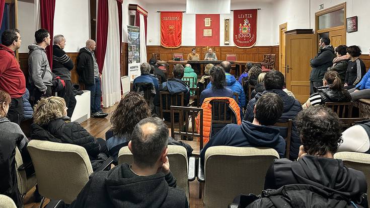 Futbol zelaiko proiektua «elkarrekin bultzatzeko» deia egin du Leitzako Udalak