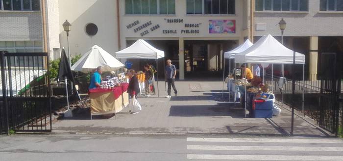 Larunbat honetatik aitzinera Berako merkatua Beralandetan eginen dute