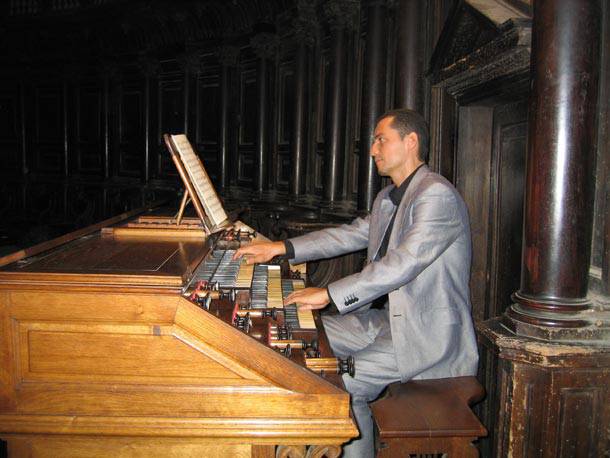 Oscar Candendoren organo kontzertua ortziralean Berako San Esteban elizan