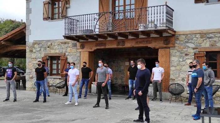 Eskualdeko aizkolariek ere federazioarekin ez daudela ados esan dute