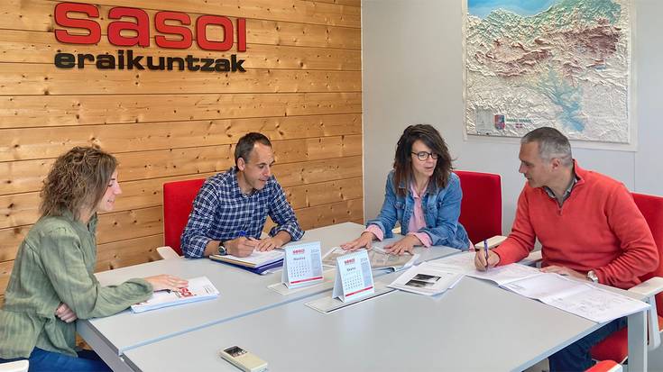 «Gaur egun ia inork ez du eraikuntzara dedikatu nahi»