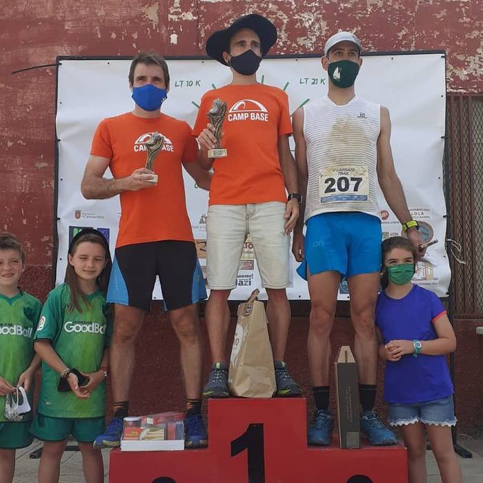 III. Larrate Trail irabazi dute Hodei Lujanbio goizuetarrak eta Maria Rebeca Mariño elizondarrak