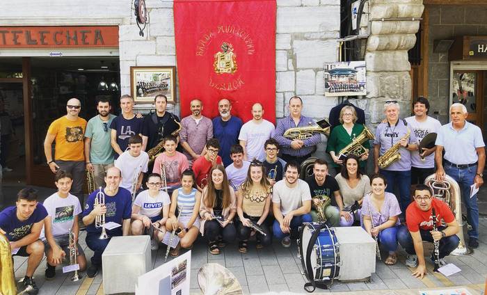 Besta aitzineko kontzertua emanen du Lesakako musika bandak ekainaren 30ean