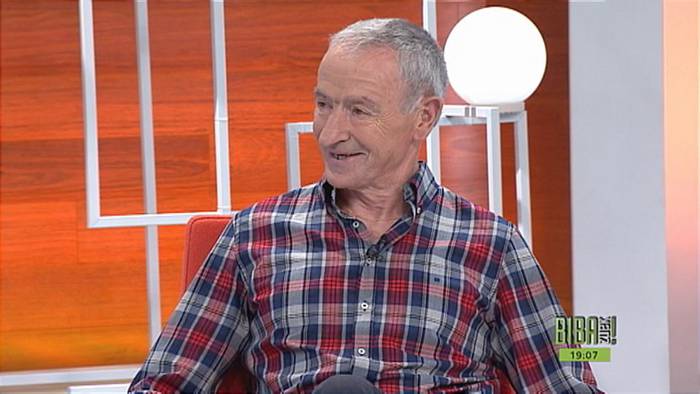 Julian Iparragirre pilota esataria 'Biba zuek' saioan izan da