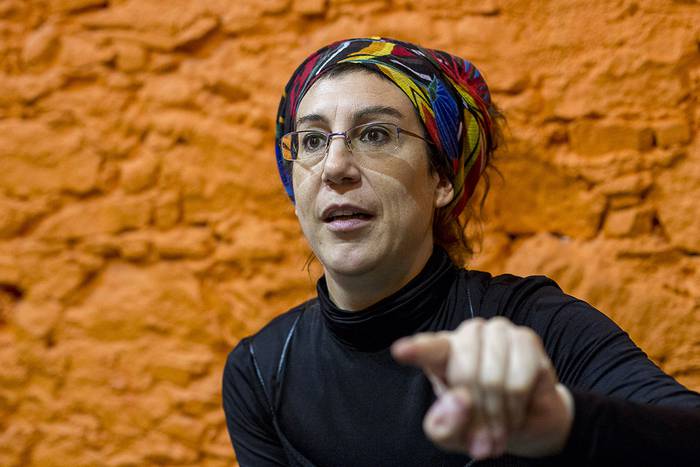 'Biolentzia sinbolikoa' tailer praktiko-teorikoa eskainiko du Jule Goikoetxeak Beran urtarrilaren 4an