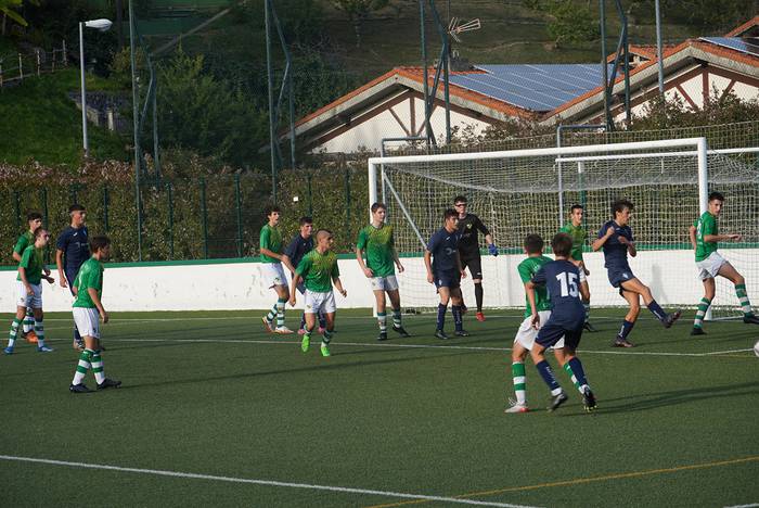 Euskal ligan etxeko azken partida jokatuko dute gaur Beti Gazteko jubenilek