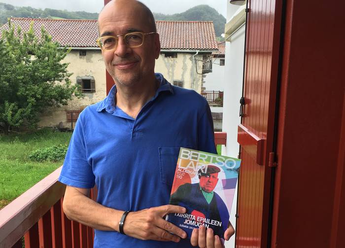 Legasar bat eta Txirrita epaitegietara eraman zituzten bertsoak
