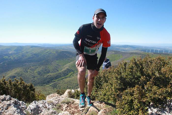 Iñaki Mihurak irabazi du Higa de Monrealgo XTrem mendi lasterketa