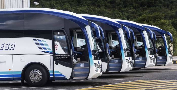 Ordutegi berria daukate Burundesako autobusek