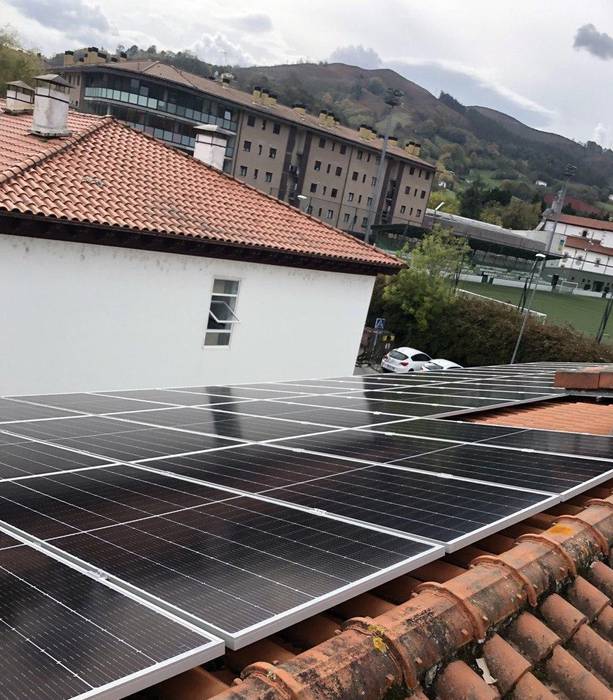 2030etik aitzinera erakunde publiko guztiek kontsumituko duten energia elektrikoa %100 berriztagarria izan beharko du