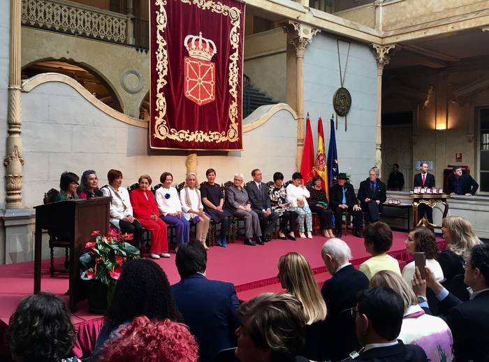 Mirentxu Oiartzabal elizondoarrak Karlos III.a Noblearen Gurutzea jaso du