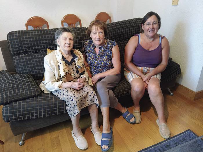 «Kapritxorik ez, baina garai zailenetan ere ez dugu goserik ezagutu»