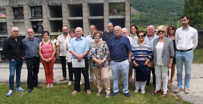 82 urte beranduago agurtu dute Miguel Bergara Bereau aranztarra