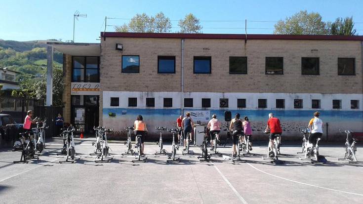 Toki Ona Institutuko patioan estalpea egiteko 420.000 euro aurreikusi dituzte