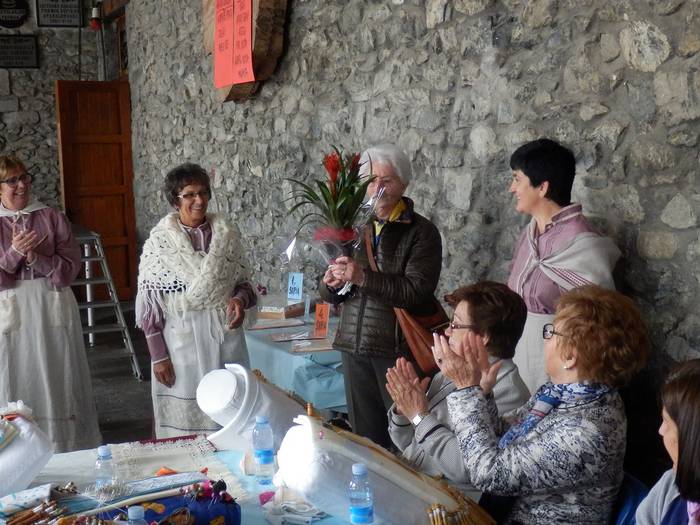 Gloria Irurtia omendu dute Leitzako Ehoziri Topaketan