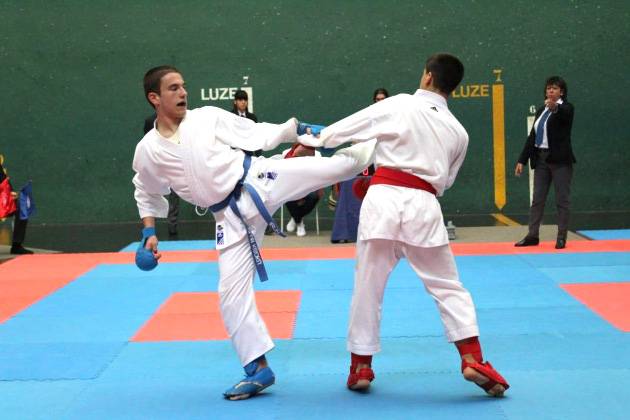 Arantzako Mikel Goizueta txapeldunorde izan da Gipuzkoako karate txapelketan