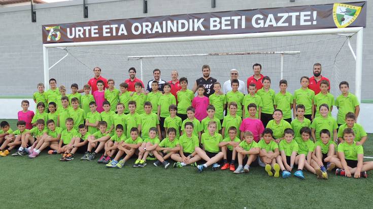 Erriberako Futbol Eskolaren Kanpusaren lehen txanda Lesakan da
