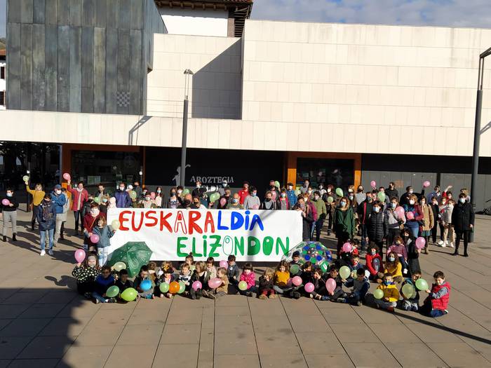 Euskaraldiko herri argazkia eginen dute bihar arratsaldean Elizondon