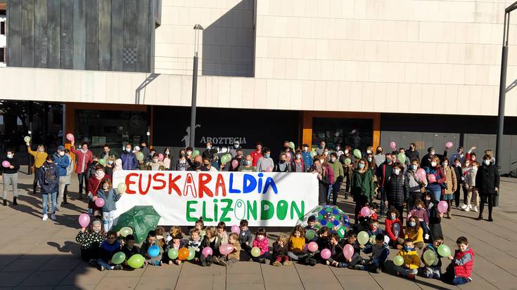 Euskaraldiko herri argazkia eginen dute bihar arratsaldean Elizondon