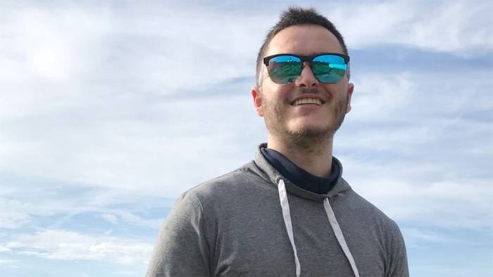 «Negozioa bi egunez hesten eta edekia mantentzeko malabareak egiten ari gara»