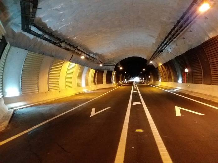 Belateko eta Almandozko tunelak gaur eta bihar gauean itxiko dituzte lanak egiteko