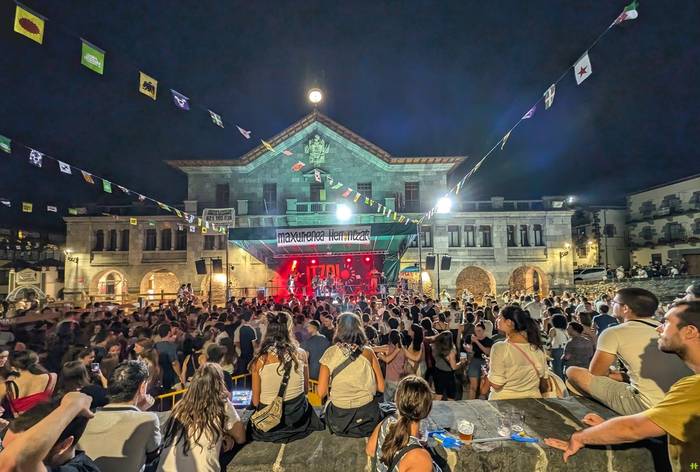 Plazaola aldizkarirako azalak eta idatziak aurkezteko epea ireki dute