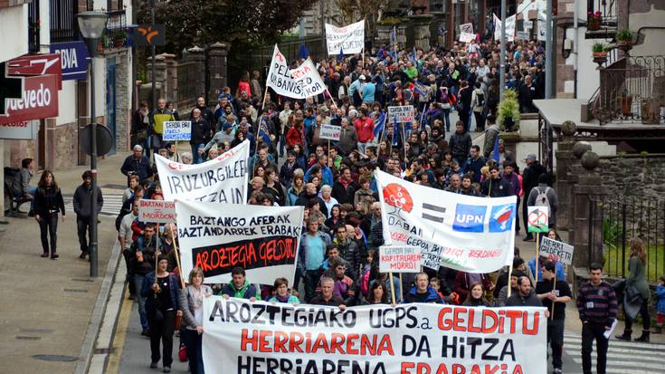 Aroztegia herri plataformak elkarretaratzea deitu du otsailaren 9an Elizondoko plazan