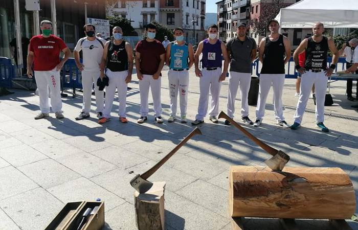 Euskadiko hirugarren mailako finaletik kanpo gelditu dira Jon Telletxea eta Oier Larretxea