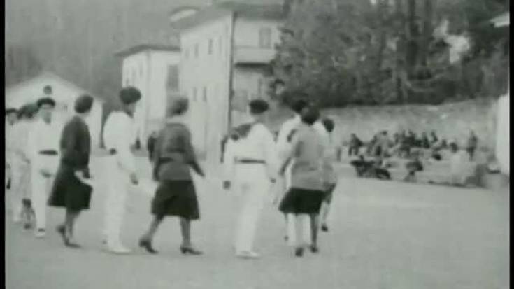 1920. hamarkadako Doneztebeko Trapatan dantzaren bideoa argitaratu du dantzan.eus webguneak